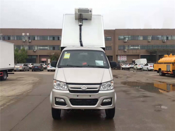 長安跨越王動(dòng)物無公害處理車