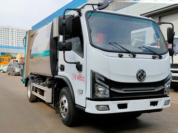 東風(fēng)華神V3，5.8方壓縮垃圾車